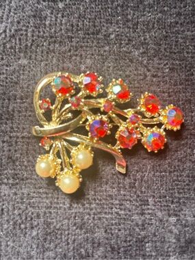 Vintage Gold Floral Brooch with Red Aurora Crystals and Pearls